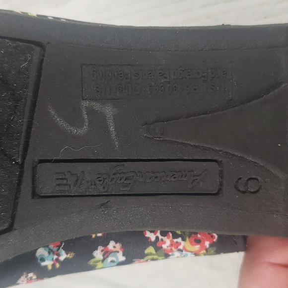 American Eagle black floral slipon ballet flats w bow elastic back heel Size 6 - Picture 9 of 9